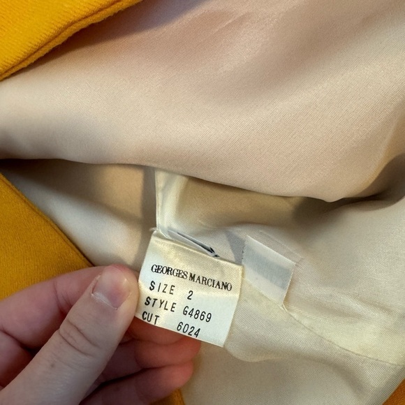 Georges Marciano Women’s Yellow Wool Blazer Size 2 - Picture 7 of 11